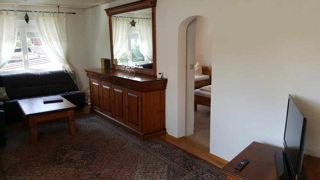 Burgauer Hof Appartement Buitenkant foto