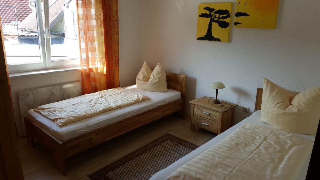 Burgauer Hof Appartement Buitenkant foto