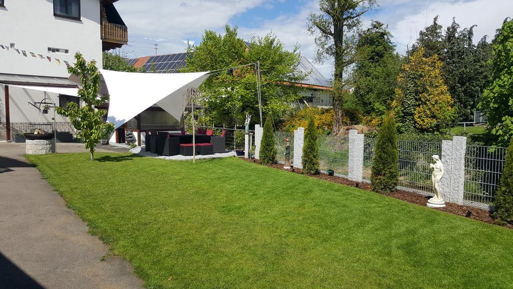 Burgauer Hof Appartement Buitenkant foto